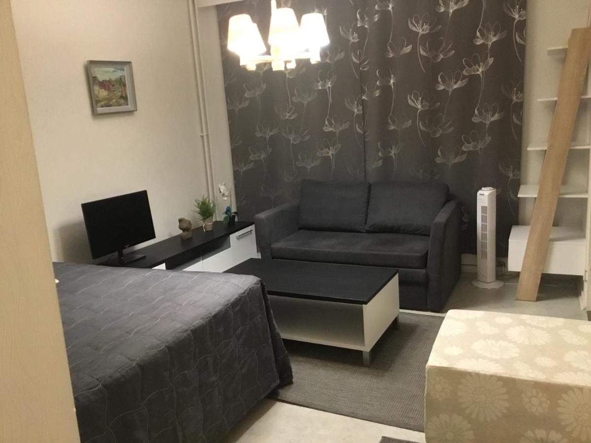 Yksio Uudenmaankatu Appartamento Hyvinkää Esterno foto