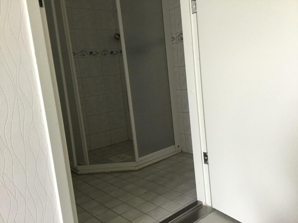 Yksio Uudenmaankatu Appartamento Hyvinkää Esterno foto